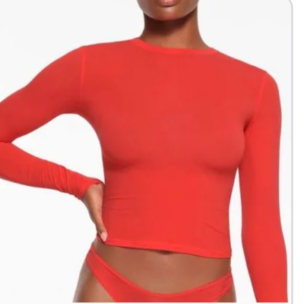 Skims Fits Everybody Long Sleeve